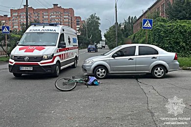 У ДТП в Сумах постраждав літній велосипедист