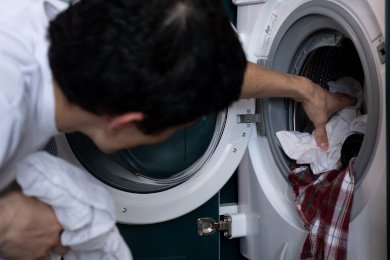 Як прибрати запах із пральної машини