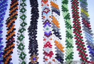 плетение браслетов из бисера