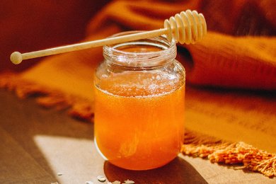 4 корисні властивості меду для вашої шкіри