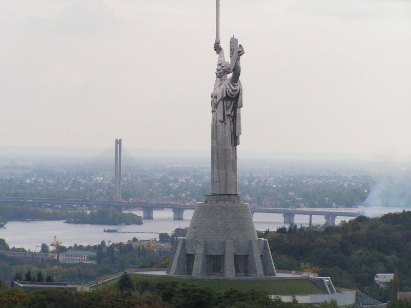 Что посмотреть в Киеве? Памятники и монументы
