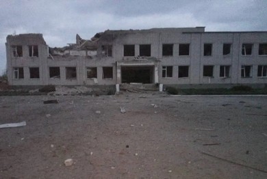 Нічні авіаудари по Сумщині: зруйнована будівля ліцею та приватні будинки
