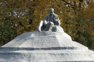 На Сумщине 97 лет назад был открыт первый в Украине полнофигурный памятник Тарасу Шевченко
