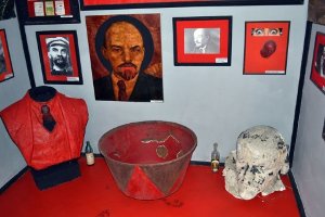 В Путивле откроется музей декоммунизированных памятников