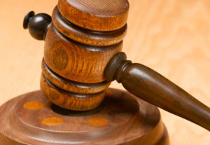 Суд подтвердил: за самовольное поднятие тарифа сумские перевозчики должны выплатить штраф в 476 тыс. грн