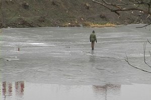 Опасный лед: спасатели обращаются с предостережением
