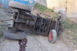 Водитель трактора на Сумщине умер из-за неосторожности