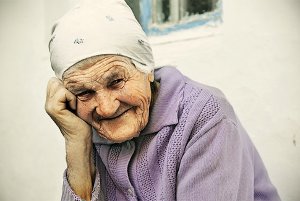 На Сумщине прохожая спасла пенсионерку, которая провела 5 суток без еды и воды