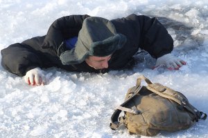 МЧС в Сумской области напоминает правила поведения на льду