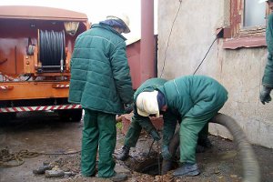 Трагедия на Сумщине: во время работ в канализации смертельно травмирован коммунальщик