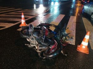 В Сумах в ДТП на ул. С. Бандеры погиб мотоциклист