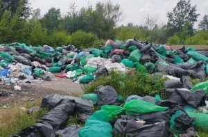 В Сумах открыли уголовное производство по факту незаконного складирования медицинских отходов