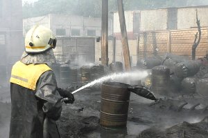 В управлении ГСЧС в Сумской области отчитались о тушении большого пожара на Воеводина