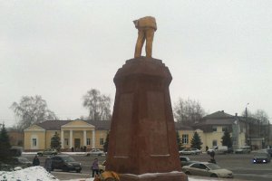 Райцентр на Сумщине решил переименовать площадь Ленина и признал Россию страной-агрессором