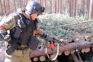 Сумские правоохранители нашли в лесу Донецкой области брошенный боевиками лагерь
