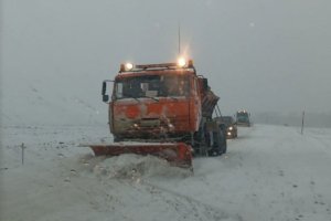 Наибольший показатель в Украине: Сумщину засыпало снегом