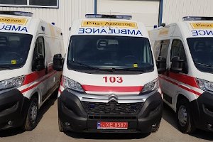В Сумской областной детской больнице появился новый современный реанимобиль