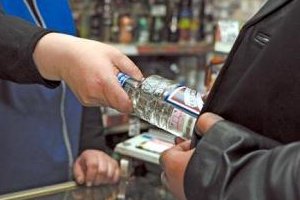 В Сумах ночная торговля алкоголем продолжается