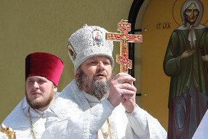 Архиепископ в письме к президенту России призвал его остановиться