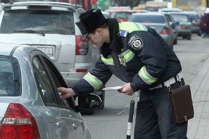 ГАИ Сумщины предупреждает водителей о проверках автомобилей в связи с угрозой терактов