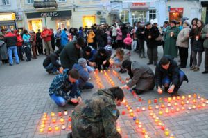 В память жертв голодоморов сумчане присоединятся к акции «Зажги свечу» и всеукраинской минуте молчания