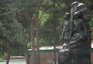 Мемориал «Погибшим воинам-интернационалистам» привели в порядок