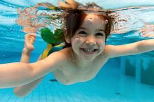 Детей Сумщины научат плавать