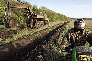 Сумщина продолжит рыть защитный ров на границе с Российской Федерацией
