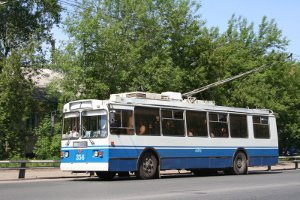 С 1 сентября сумские студенты будут ездить в троллейбусах за полцены
