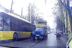 В Сумах опять остановились троллейбусы