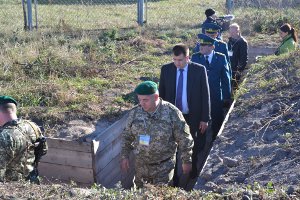 Глава Сумской ОГА проверил обустройство государственной границы Украины с Россией