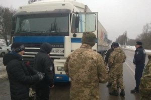 Сумы присоединяются к блокированию российских фур на въезде в Украину