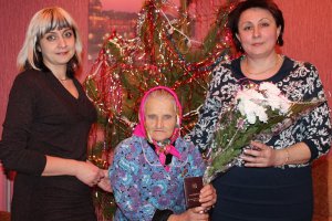 Жительнице Сумщины присвоено почетное звание «Мать-героиня»