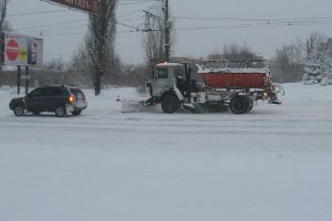 Областная власть считает,  что коммунальные службы не справились с работой после рекордного снегопада