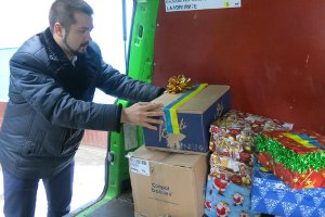 Сумчане отправят новогодние подарки бойцам в зону АТО