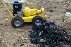 Сумчане продолжают засорять городскую канализацию бытовыми отходами