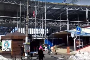 Сумчан не радует металлическая конструкция в центре города