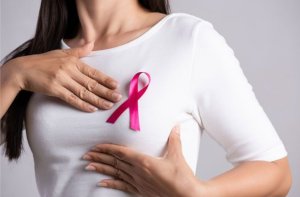 Сумчанок приглашают на бесплатный осмотр онколога-маммолога