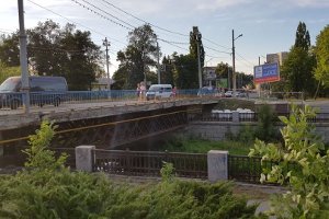 В Сумах до октября перекроют мост в центре города