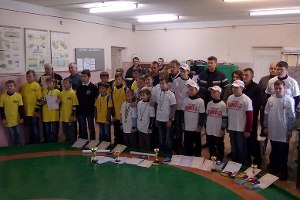 На всеукраинском соревновании по автомодельному спорту серебро досталось юным техникам из Глухова