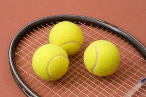 Сумчанам теннис доступен круглосуточно