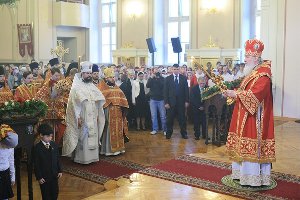 В Киеве состоялась литургия по случаю годовщины перезахоронения Шевченко