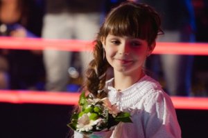 В шоу «Голос страны. Дети» победила 7-летняя Аня Ткач