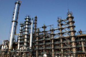 Производство нефтепродуктов в Украине упало до исторического минимума