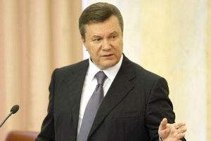 Тысячу от Януковича раздадут в июле