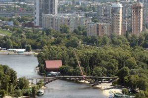 Иностранная студентка утонула возле Венецианского моста в Киеве