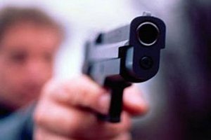 В Житомире неизвестные расстреляли двух женщин и  ребенка