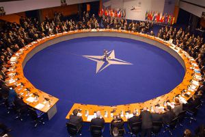 Страны НАТО обеспокоены ситуацией в Украине