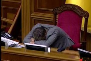Шестеро членов парламентских комитетов не посетили ни одного заседания - ОПОРА
