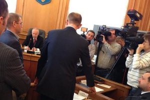 Оппозиция заблокировала согласительный совет Верховной Рады